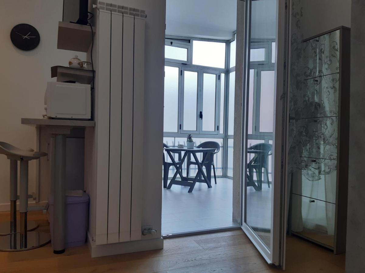 Piazza Mazzini Apartment ليتشي المظهر الخارجي الصورة